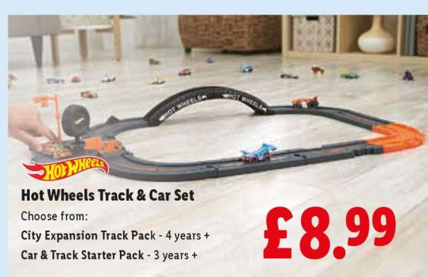 Hot Wheels Track & Car Set
