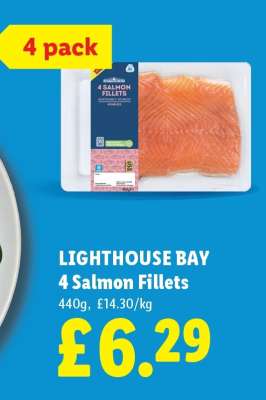 Lighthouse Bay 4 Salmon Fillets